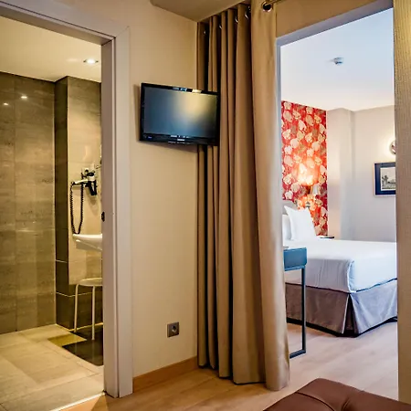 Hotel Meninas - Boutique Opera-3